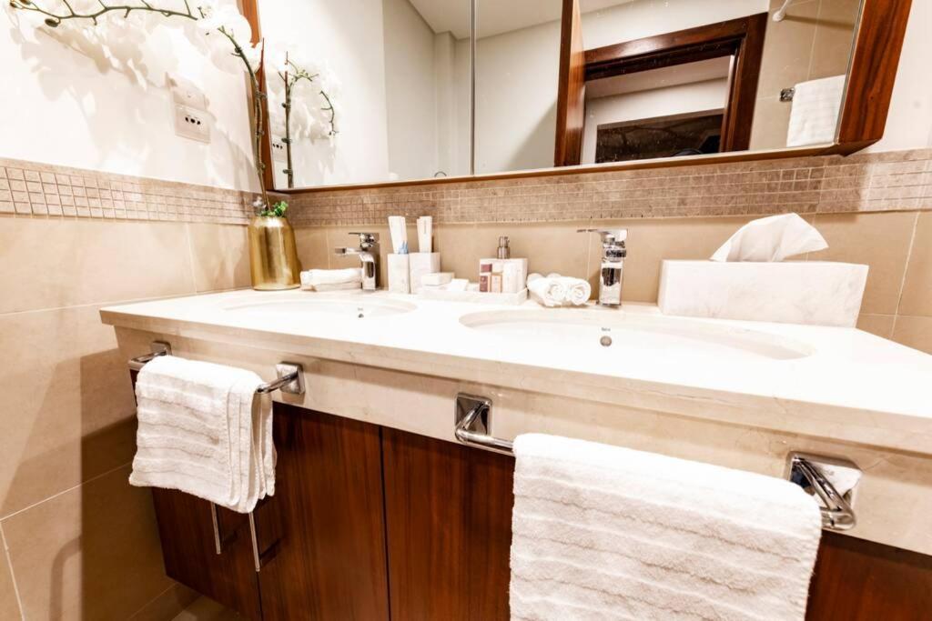 First Class 3Br With Full Burj Khalifa And Fountain View Ντουμπάι Εξωτερικό φωτογραφία